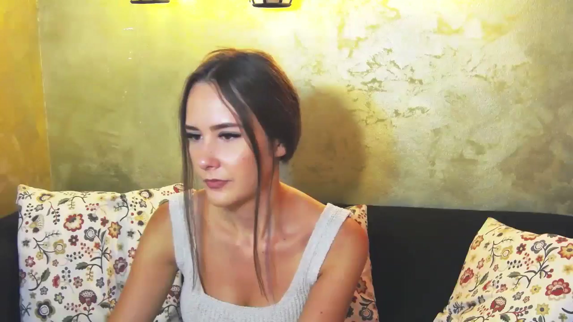 Gallery image thumbnail from Radiance's myfreecams stream on, 07/24/2024, 13:02 image 13 of 20