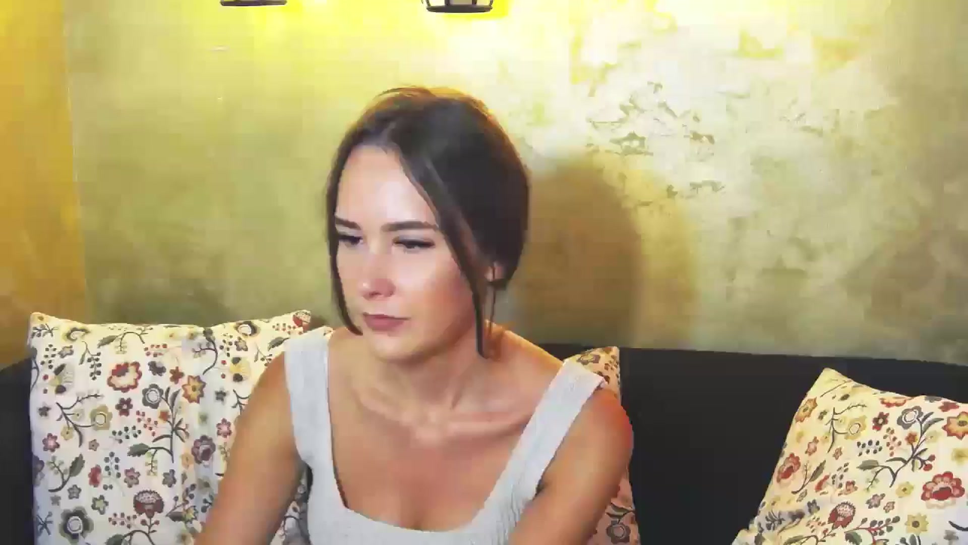 Gallery image thumbnail from Radiance's myfreecams stream on, 07/24/2024, 13:02 image 15 of 20