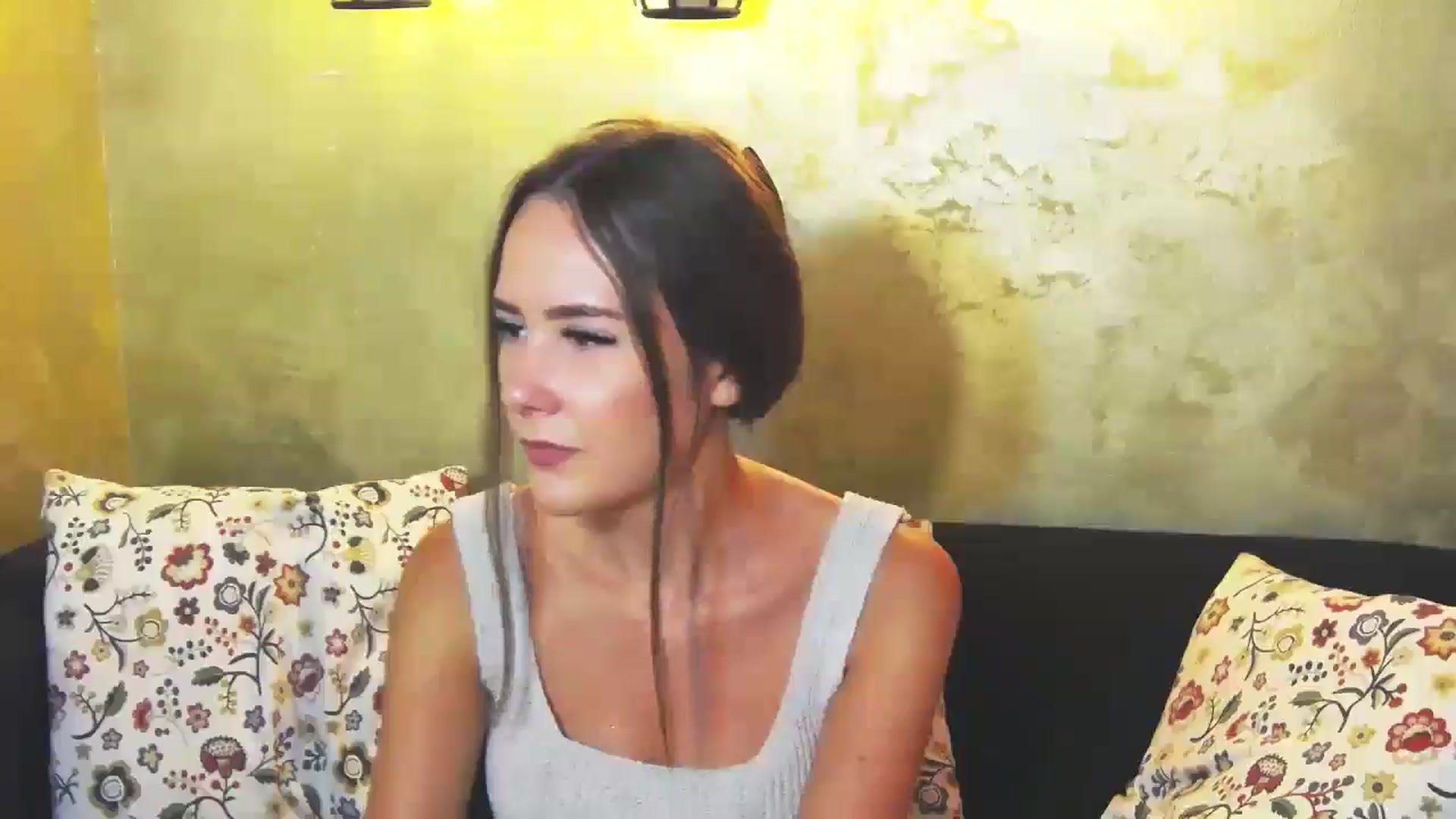 Gallery image thumbnail from Radiance's myfreecams stream on, 07/24/2024, 13:02 image 9 of 20