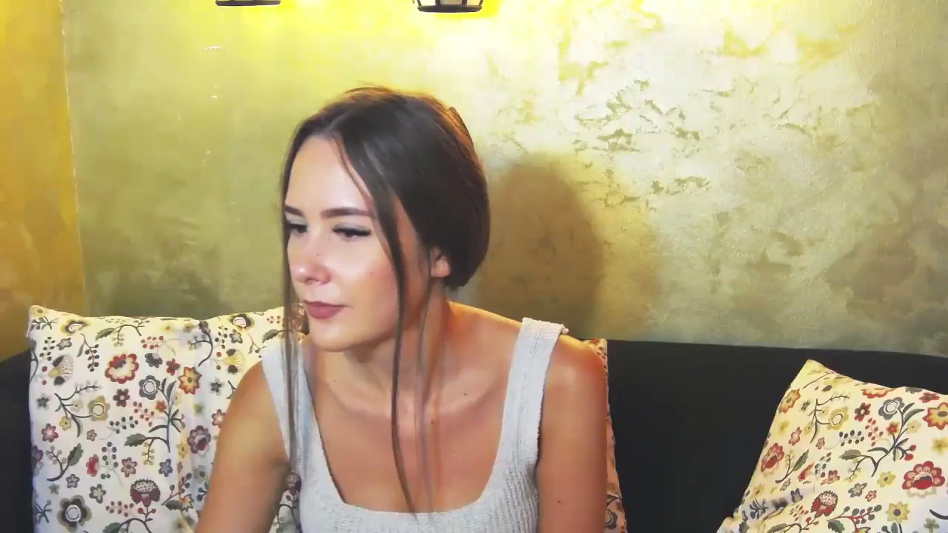 Gallery image thumbnail from Radiance's myfreecams stream on, 07/24/2024, 13:02 image 12 of 20