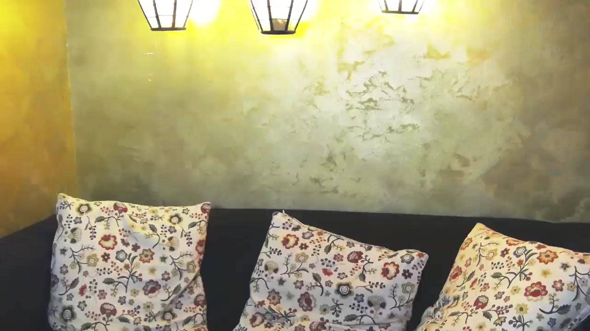 Gallery image thumbnail from Radiance's myfreecams stream on, 07/24/2024, 19:21 image 14 of 20
