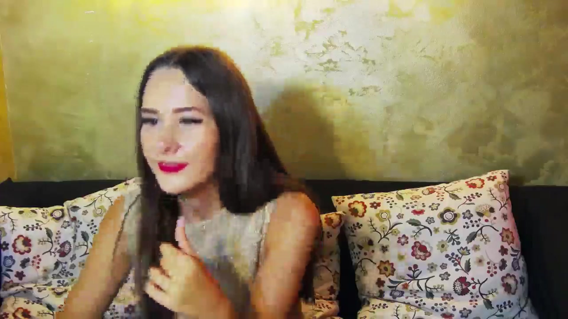 Gallery image thumbnail from Radiance's myfreecams stream on, 07/30/2024, 19:48 image 12 of 20