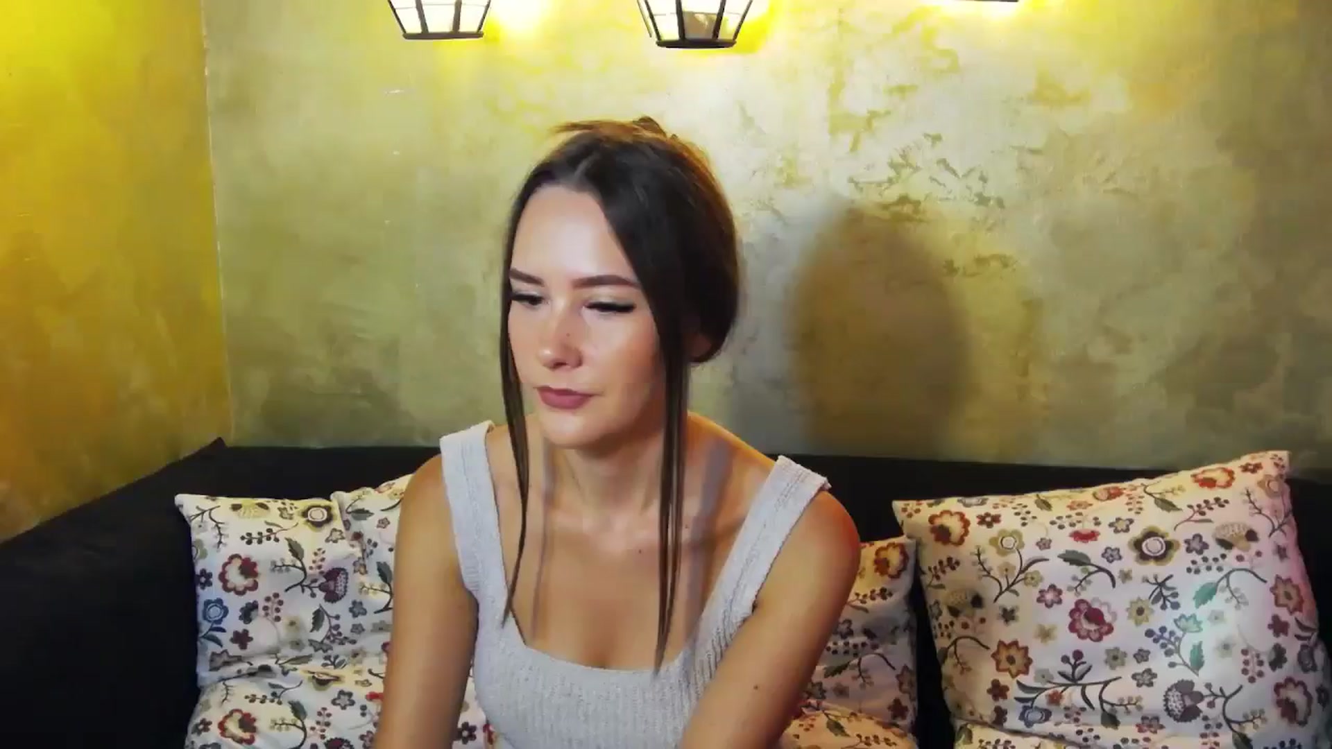 Gallery image thumbnail from Radiance's myfreecams stream on, 07/31/2024, 13:58 image 1 of 20