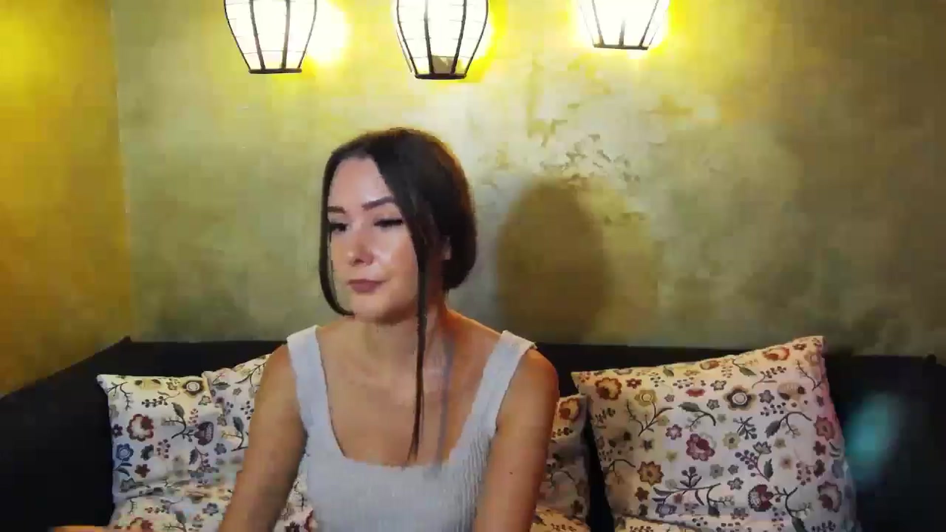 Gallery image thumbnail from Radiance's myfreecams stream on, 07/31/2024, 13:58 image 8 of 20
