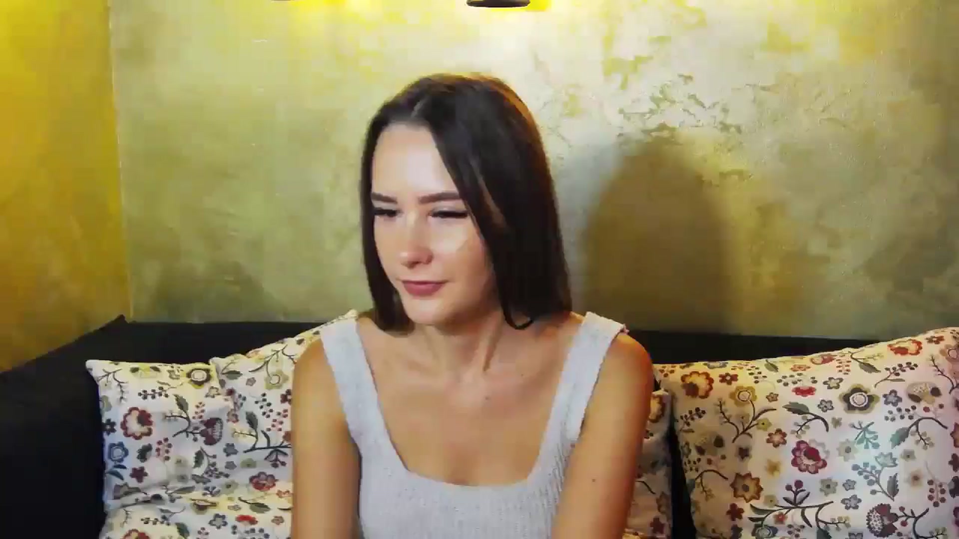 Gallery image thumbnail from Radiance's myfreecams stream on, 07/31/2024, 14:20 image 20 of 20
