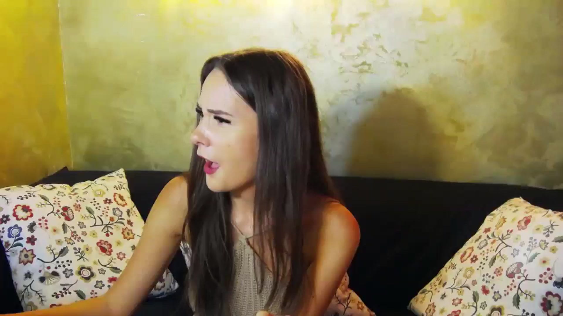 Gallery image thumbnail from Radiance's myfreecams stream on, 08/01/2024, 15:03 image 12 of 20