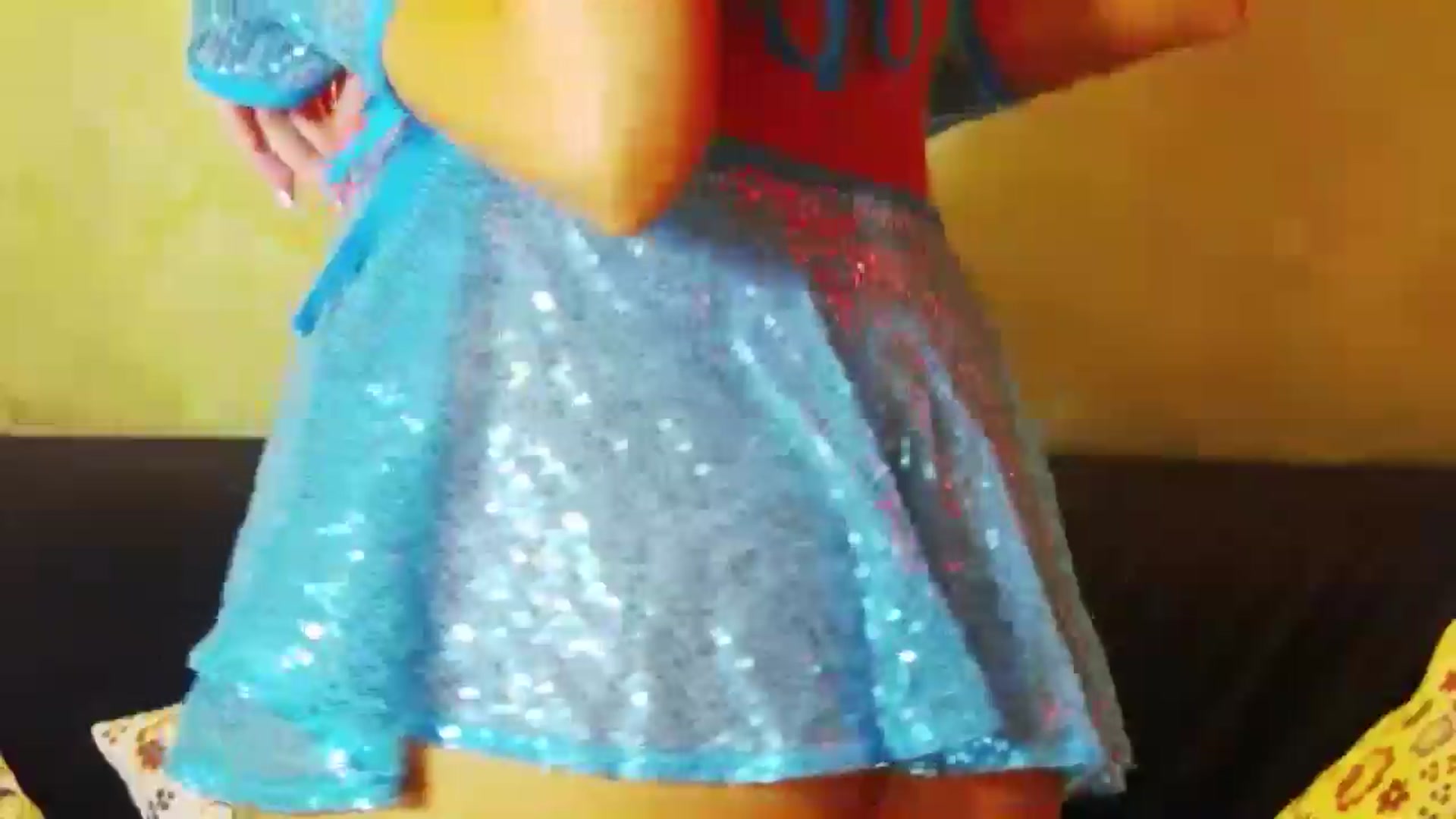 Gallery image thumbnail from Radiance's myfreecams stream on, 08/01/2024, 18:16 image 11 of 20