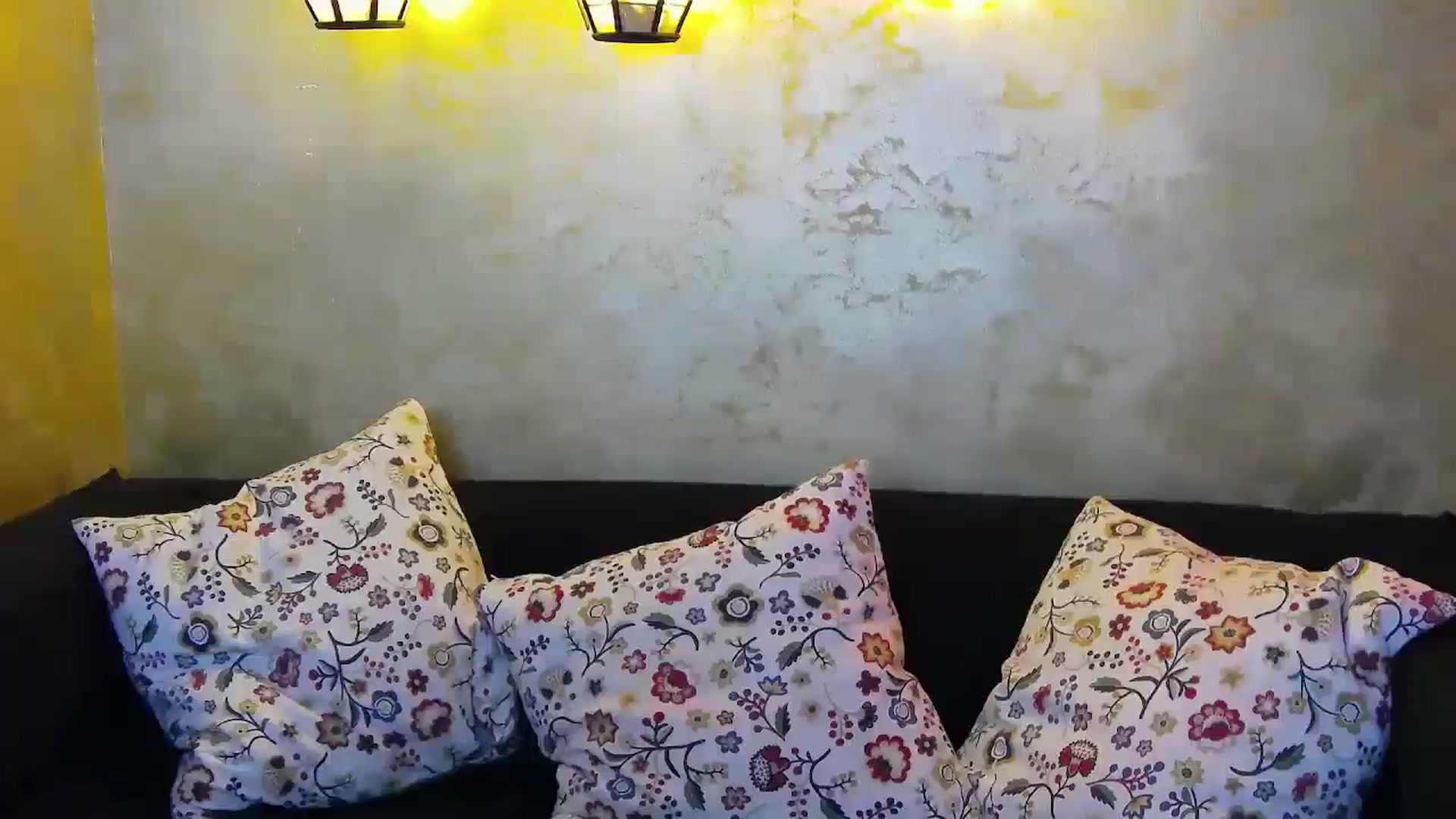 Gallery image thumbnail from Radiance's myfreecams stream on, 08/07/2024, 14:46 image 20 of 20