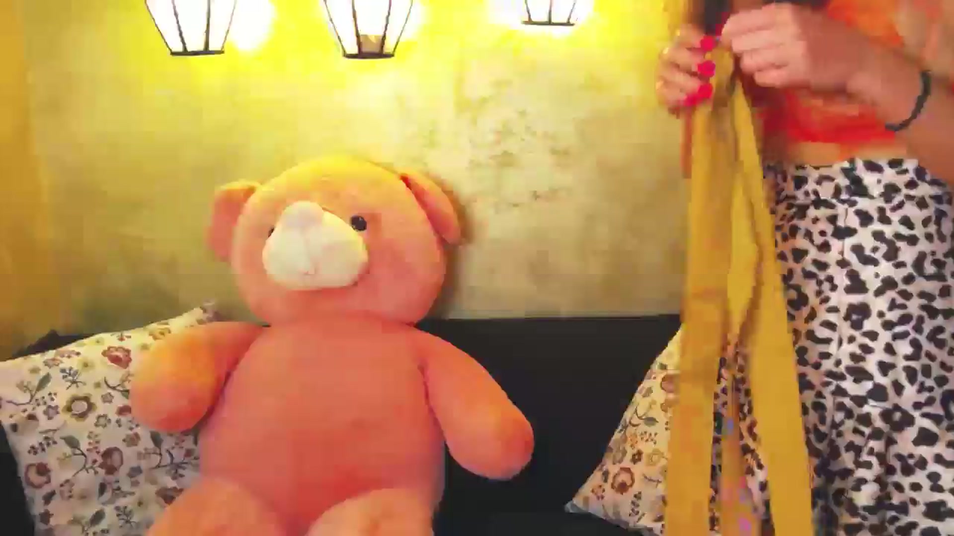 Gallery image thumbnail from Radiance's myfreecams stream on, 08/12/2024, 15:12 image 14 of 20