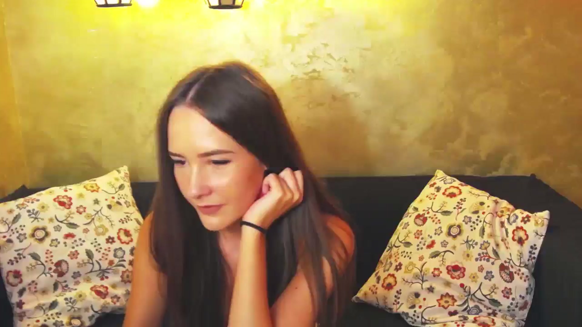 Gallery image thumbnail from Radiance's myfreecams stream on, 08/12/2024, 15:12 image 20 of 20