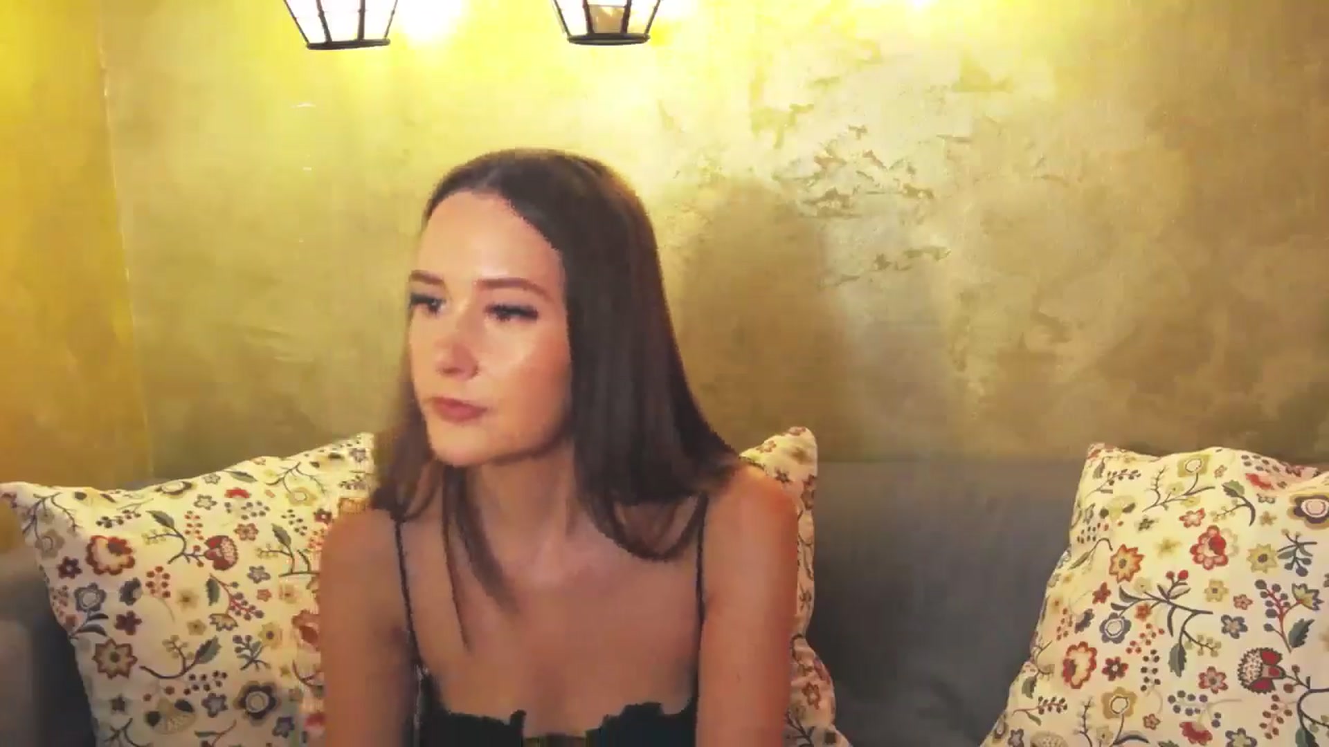 Gallery image thumbnail from Radiance's myfreecams stream on, 08/26/2024, 13:13 image 2 of 20