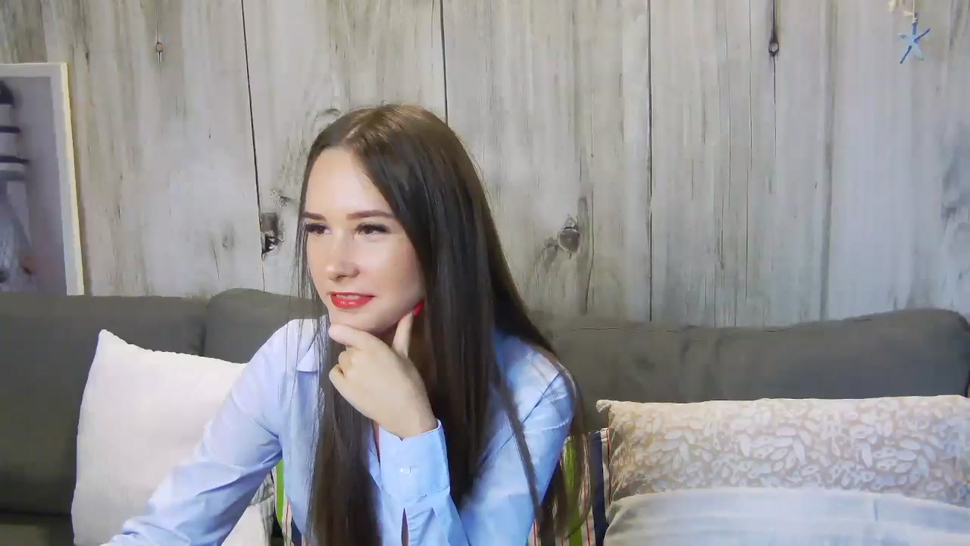 Gallery image thumbnail from Radiance's myfreecams stream on, 08/27/2024, 13:44 image 4 of 20