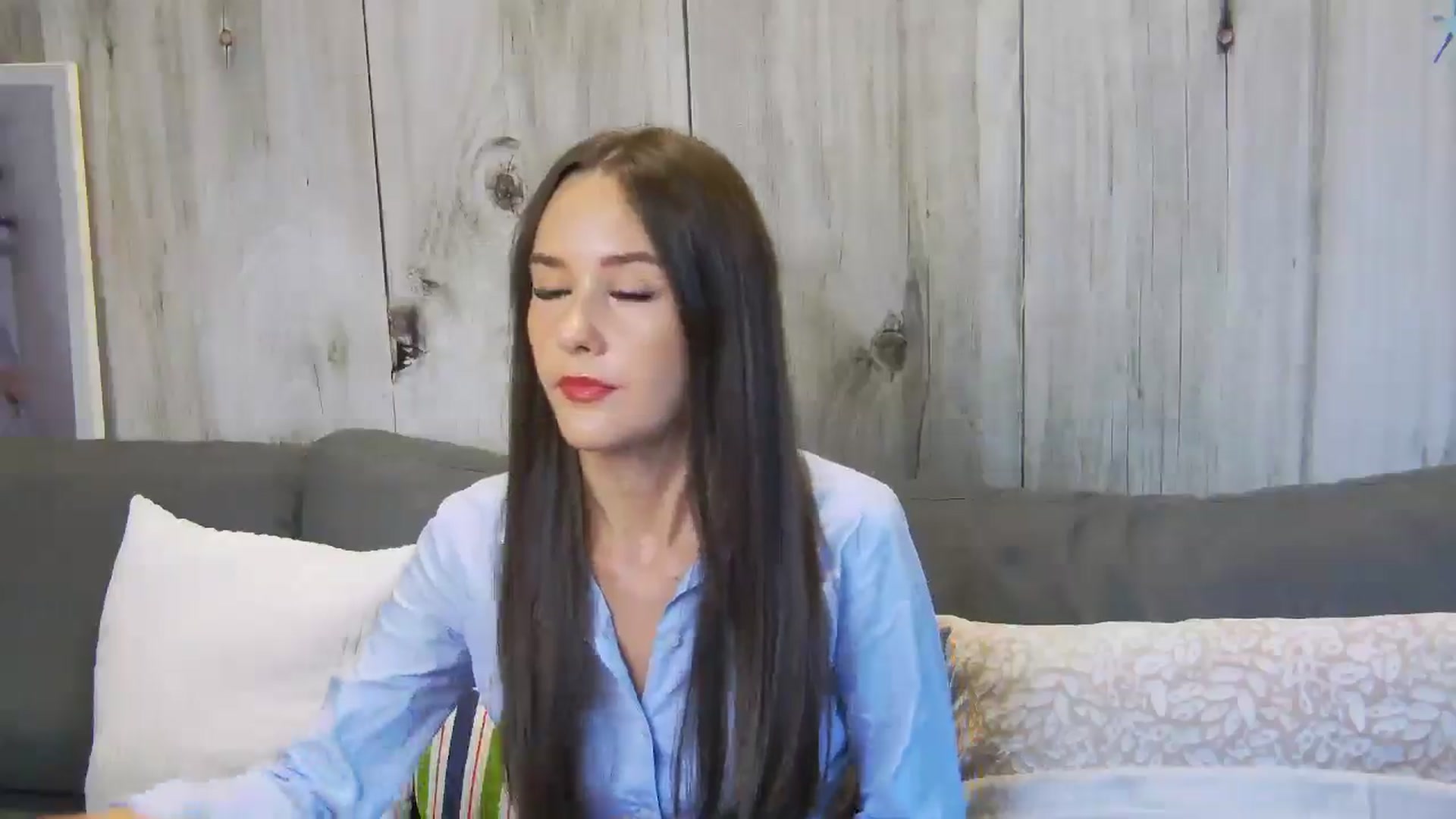 Gallery image thumbnail from Radiance's myfreecams stream on, 08/27/2024, 14:58 image 18 of 20