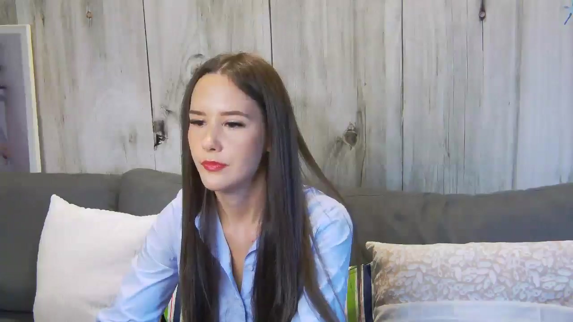 Gallery image thumbnail from Radiance's myfreecams stream on, 08/27/2024, 14:58 image 11 of 20