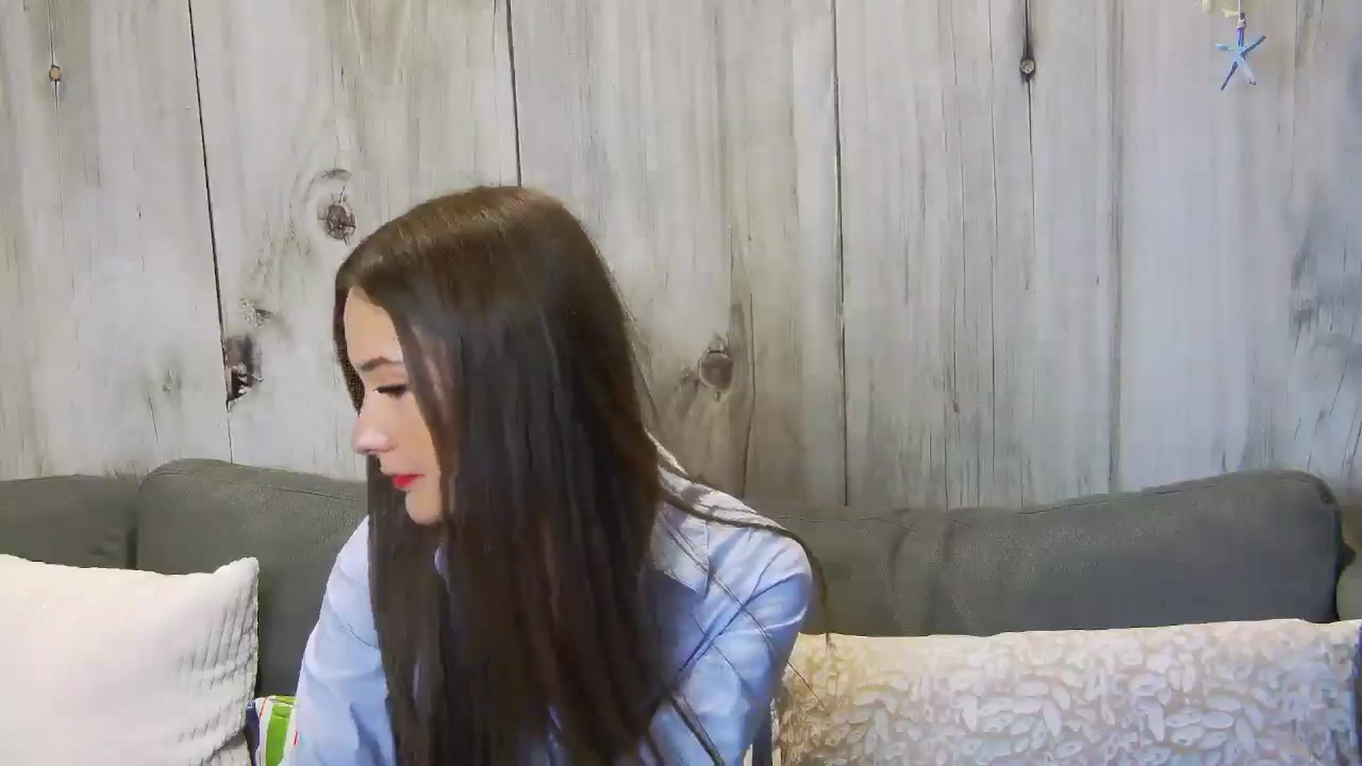 Gallery image thumbnail from Radiance's myfreecams stream on, 08/27/2024, 18:20 image 8 of 20