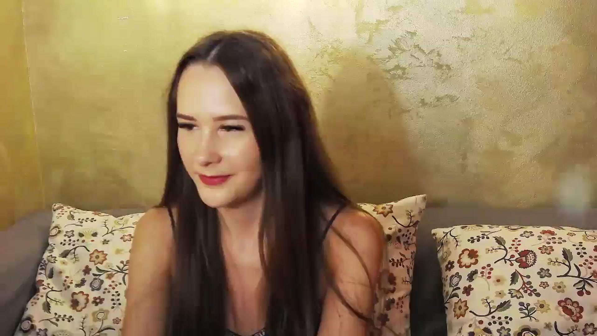 Gallery image thumbnail from Radiance's myfreecams stream on, 08/28/2024, 14:53 image 7 of 20