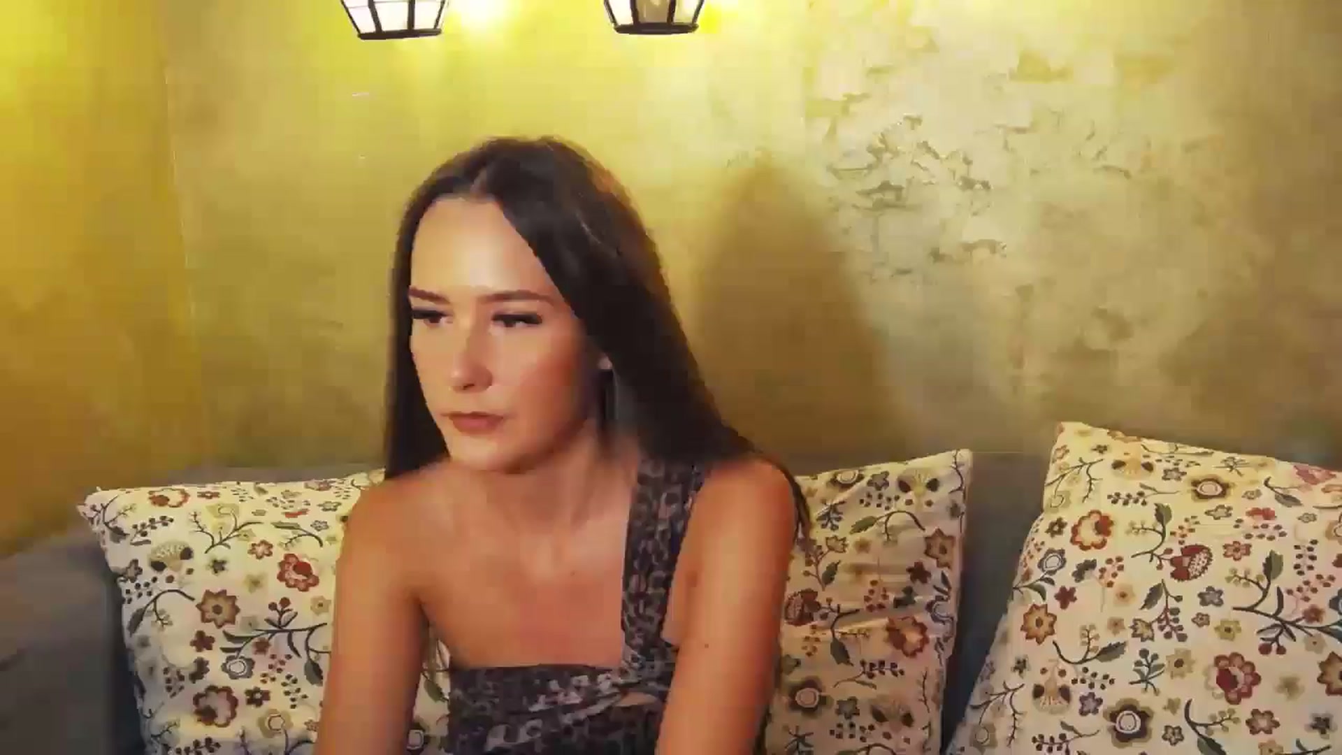 Gallery image thumbnail from Radiance's myfreecams stream on, 09/02/2024, 13:23 image 15 of 20