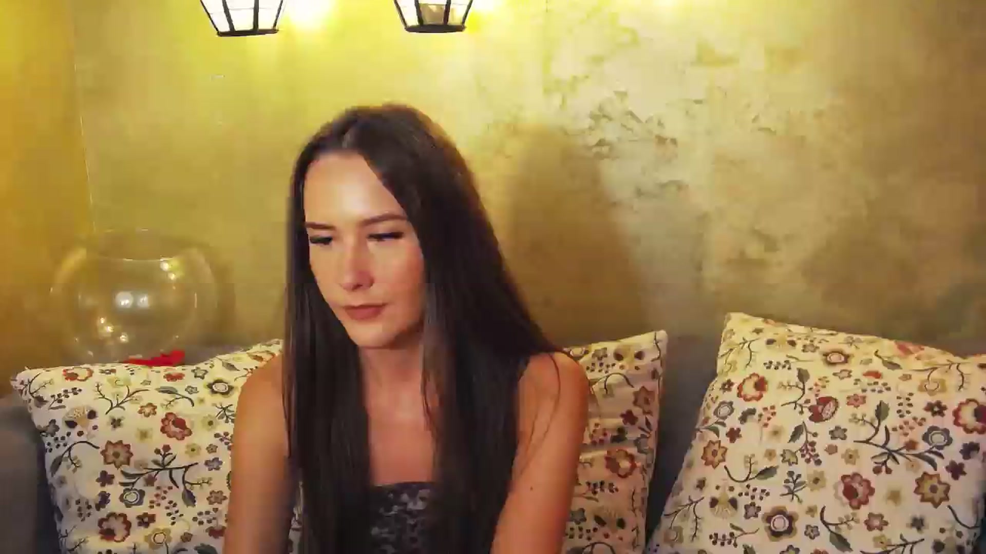 Gallery image thumbnail from Radiance's myfreecams stream on, 09/02/2024, 17:26 image 2 of 20