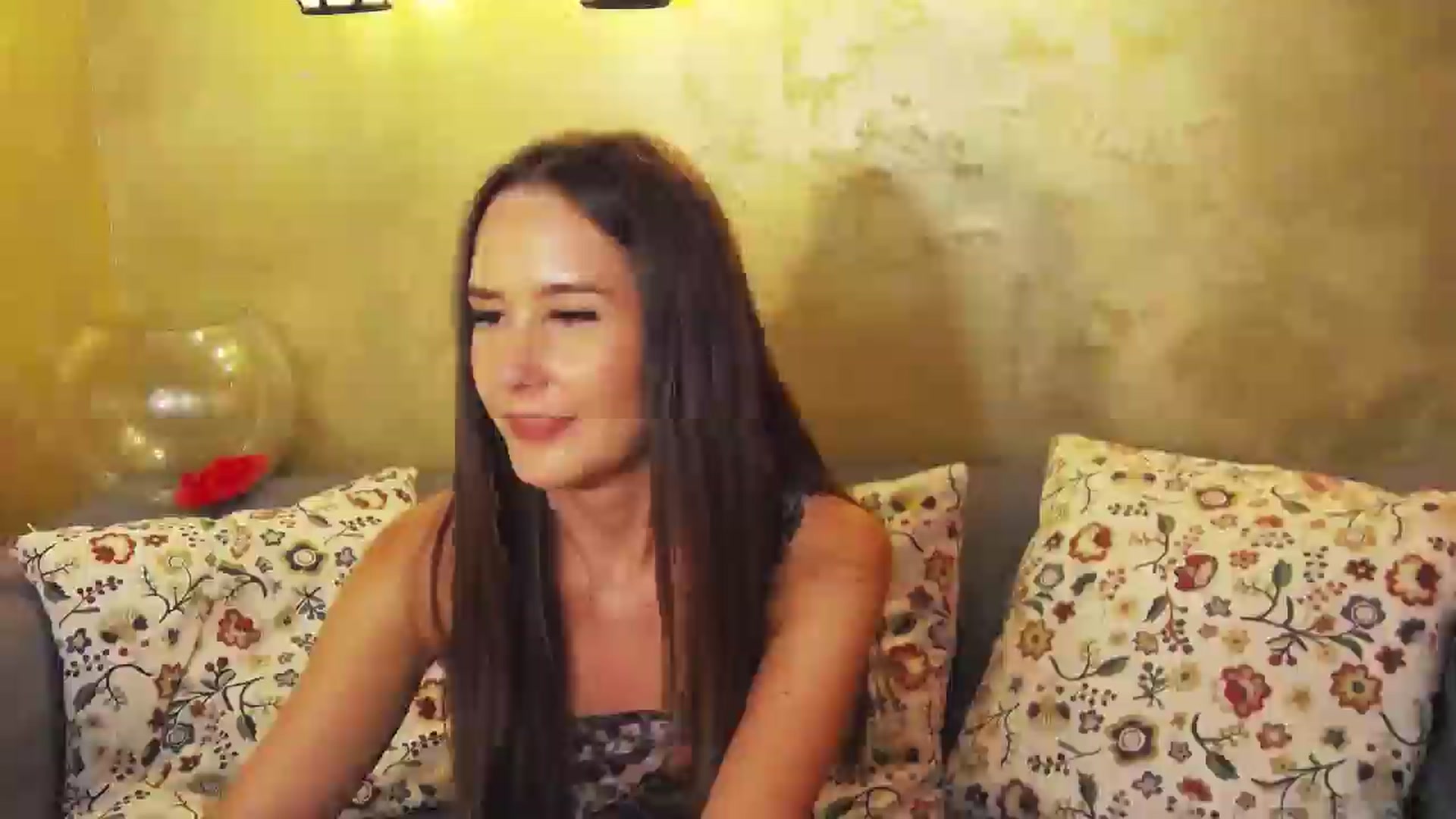 Gallery image thumbnail from Radiance's myfreecams stream on, 09/02/2024, 19:22 image 2 of 20