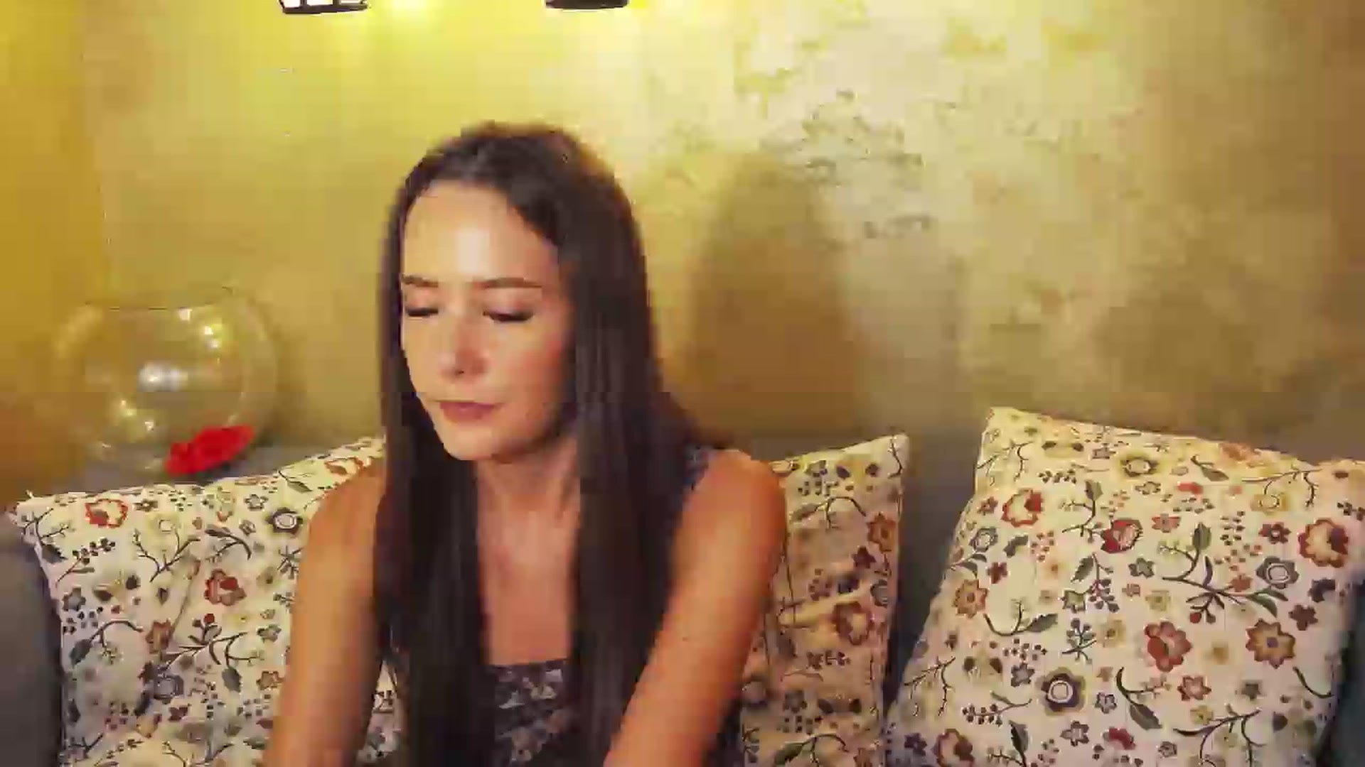 Gallery image thumbnail from Radiance's myfreecams stream on, 09/02/2024, 19:22 image 15 of 20