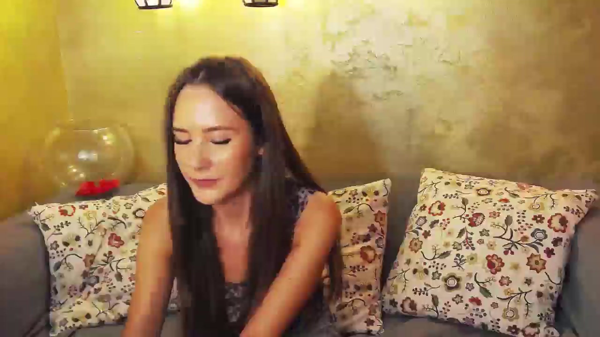Gallery image thumbnail from Radiance's myfreecams stream on, 09/02/2024, 19:49 image 2 of 20