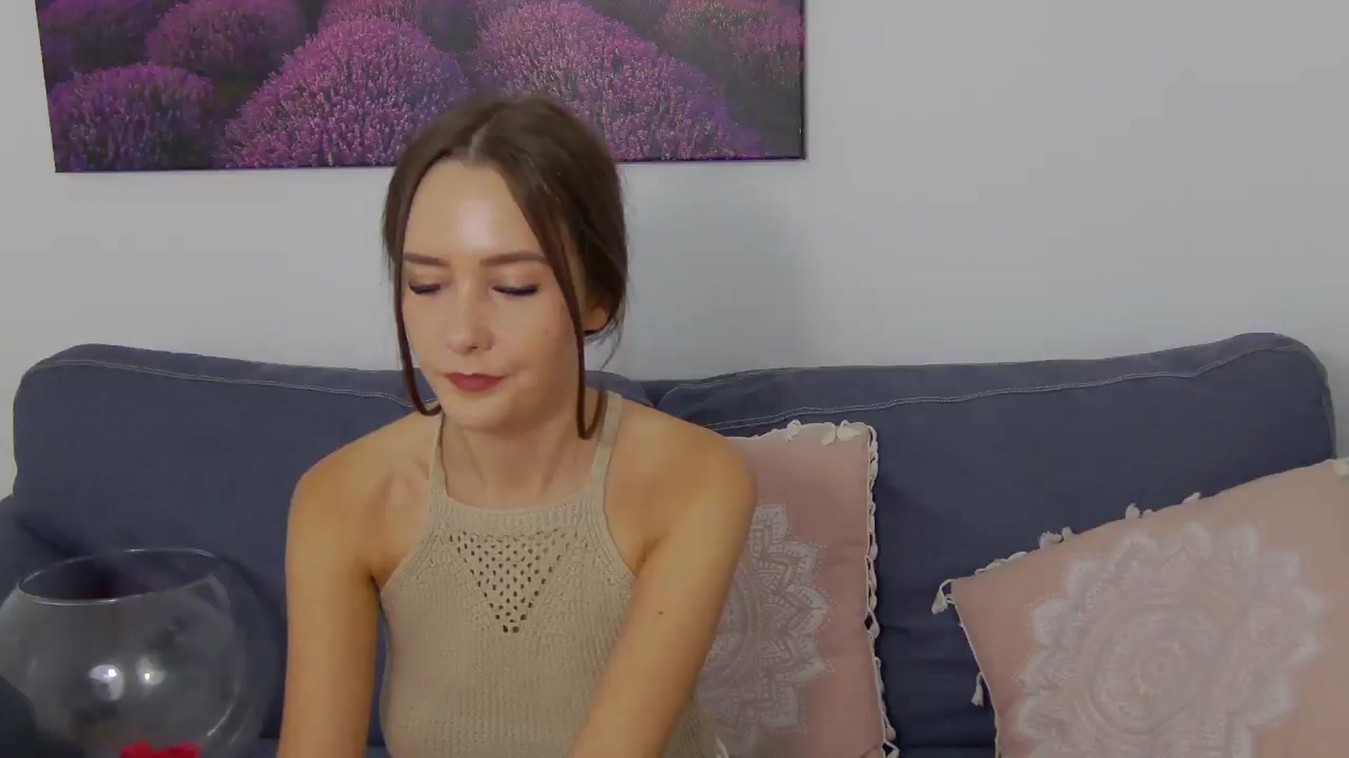 Gallery image thumbnail from Radiance's myfreecams stream on, 09/03/2024, 19:32 image 16 of 20
