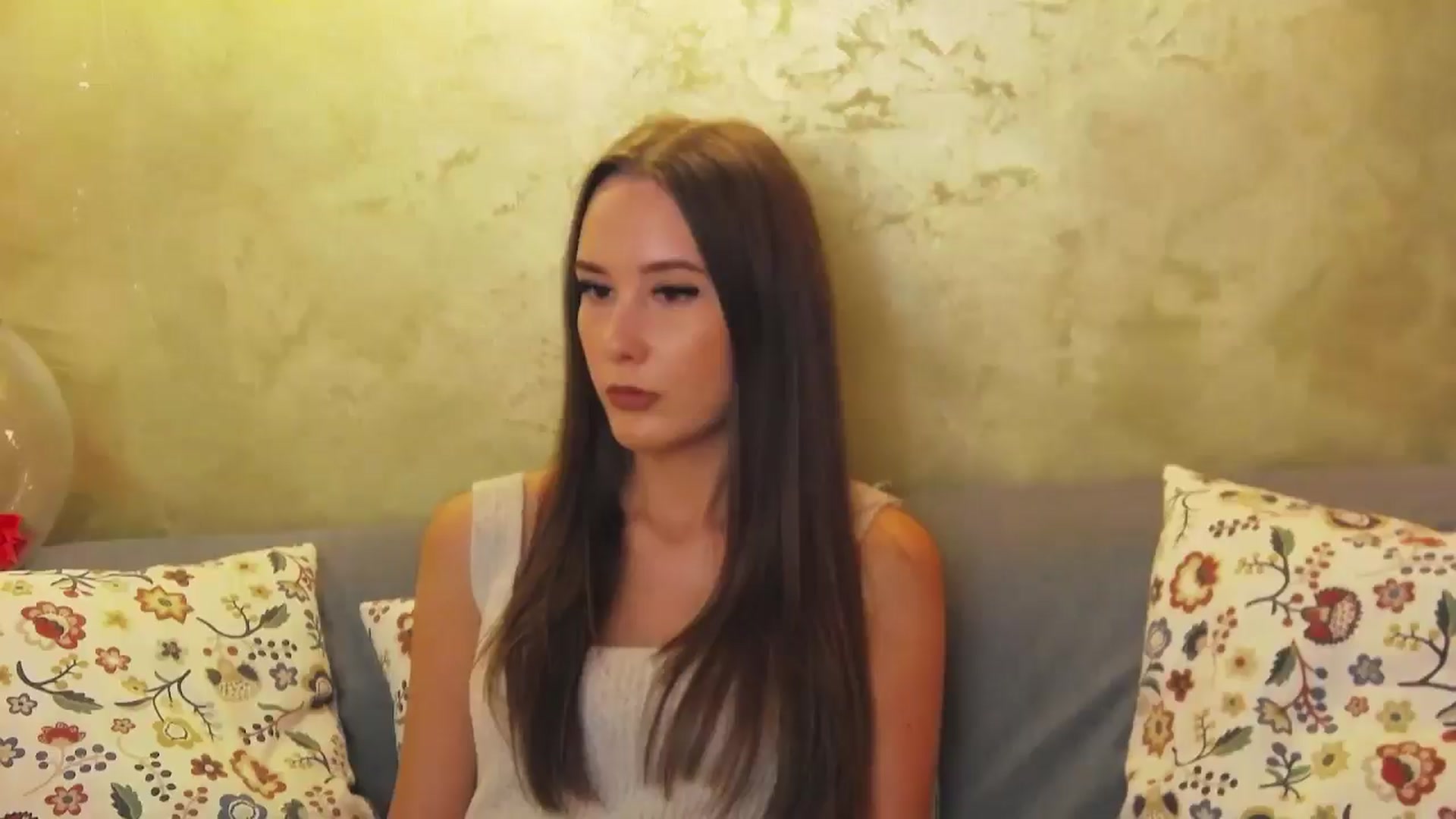 Gallery image thumbnail from Radiance's myfreecams stream on, 09/05/2024, 14:34 image 1 of 20