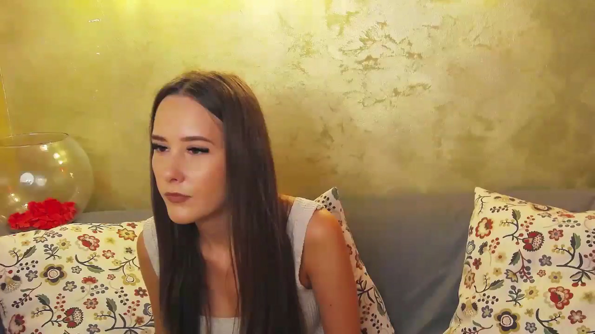 Gallery image thumbnail from Radiance's myfreecams stream on, 09/05/2024, 15:16 image 14 of 20