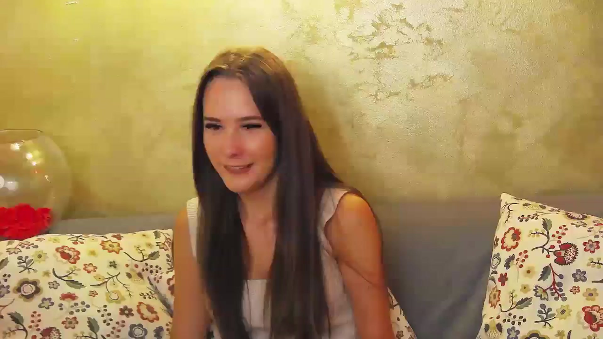 Gallery image thumbnail from Radiance's myfreecams stream on, 09/05/2024, 15:35 image 5 of 20