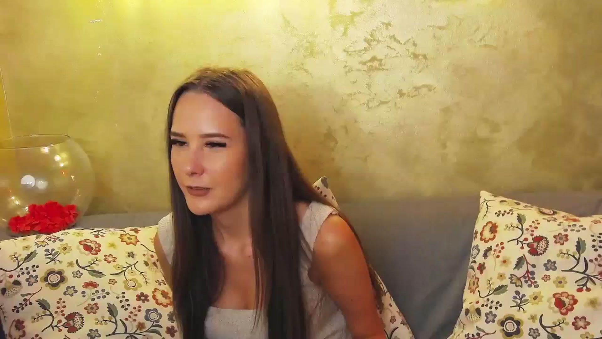 Gallery image thumbnail from Radiance's myfreecams stream on, 09/05/2024, 15:35 image 19 of 20