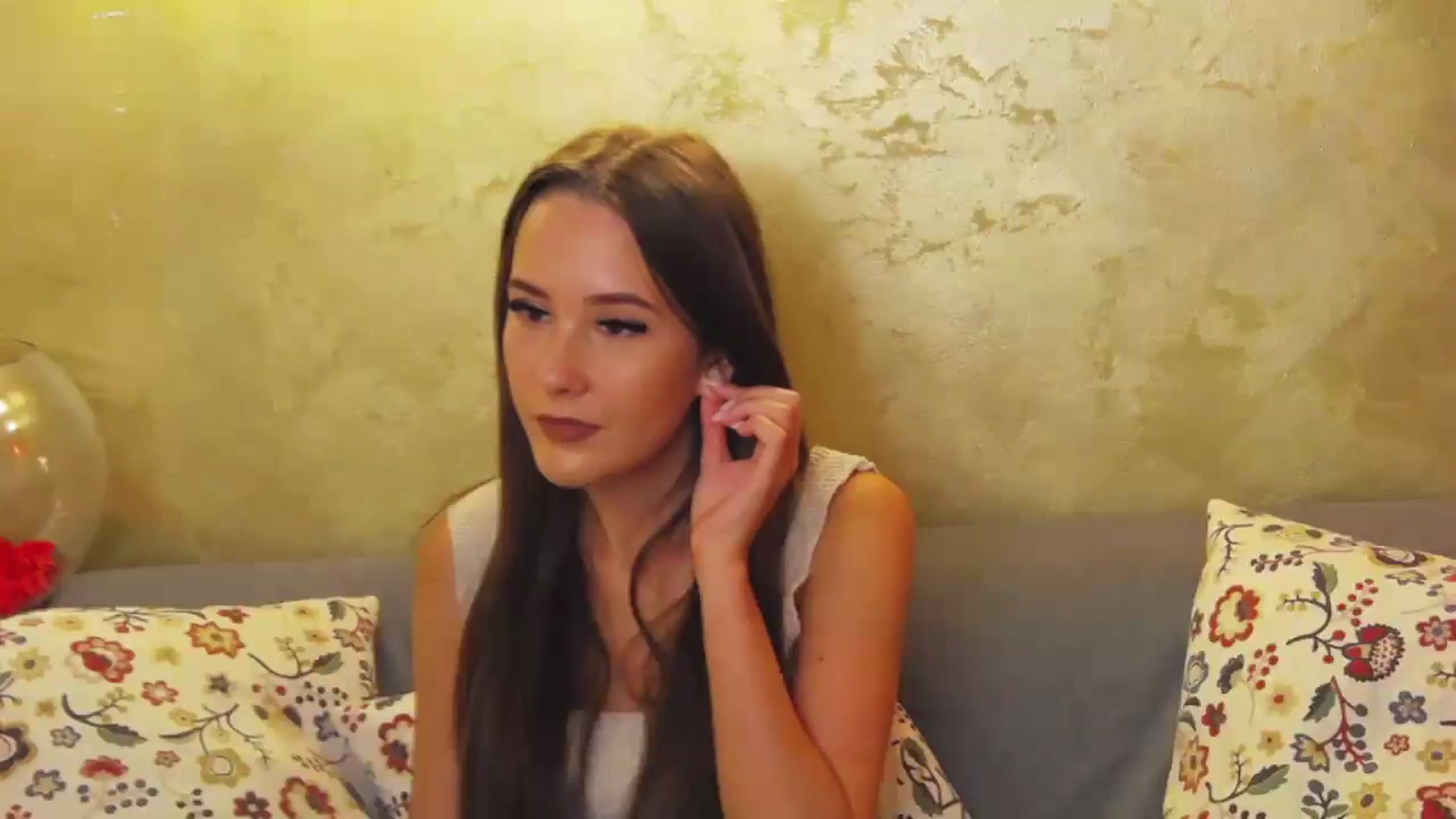 Gallery image thumbnail from Radiance's myfreecams stream on, 09/05/2024, 16:33 image 11 of 20