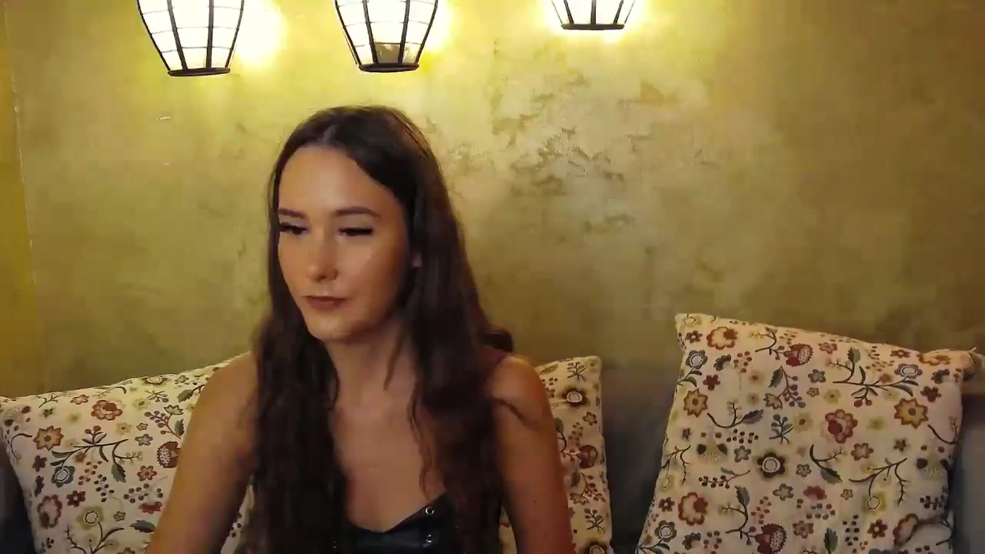 Gallery image thumbnail from Radiance's myfreecams stream on, 09/14/2024, 14:36 image 11 of 20