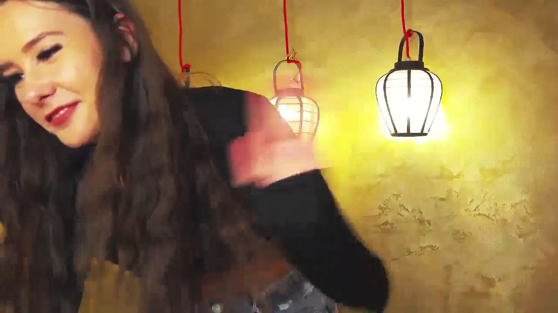 Gallery image thumbnail from Radiance's myfreecams stream on, 09/17/2024, 17:03 image 14 of 20