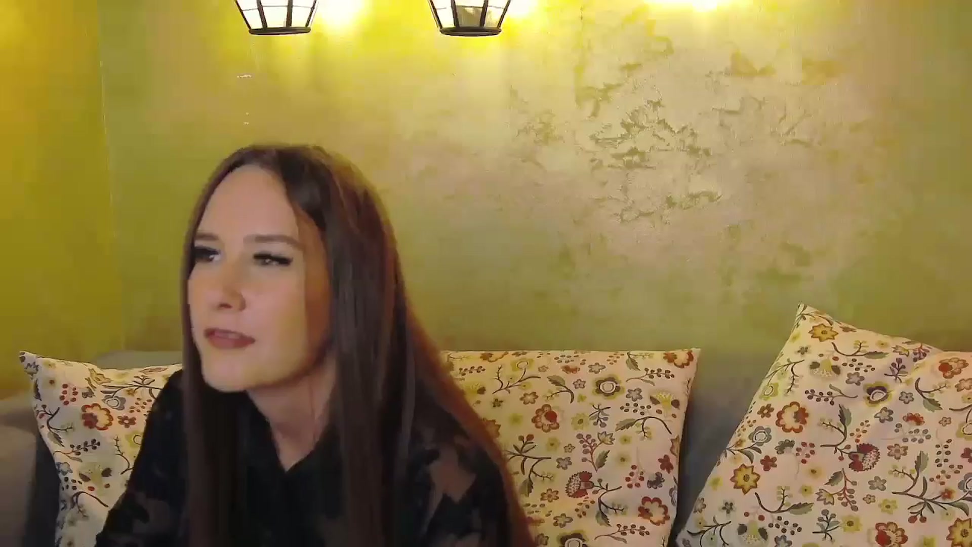 Gallery image thumbnail from Radiance's myfreecams stream on, 09/20/2024, 15:34 image 11 of 20