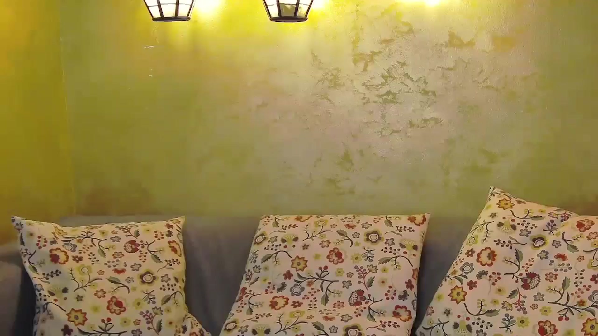 Gallery image thumbnail from Radiance's myfreecams stream on, 09/20/2024, 15:34 image 10 of 20