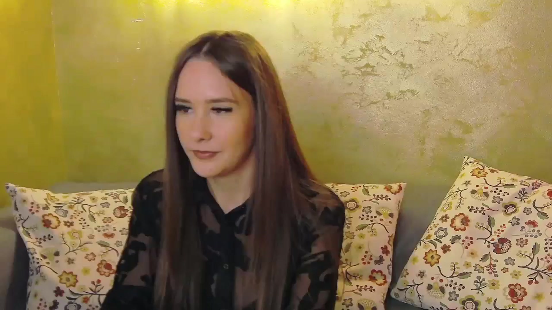 Gallery image thumbnail from Radiance's myfreecams stream on, 09/20/2024, 15:34 image 15 of 20