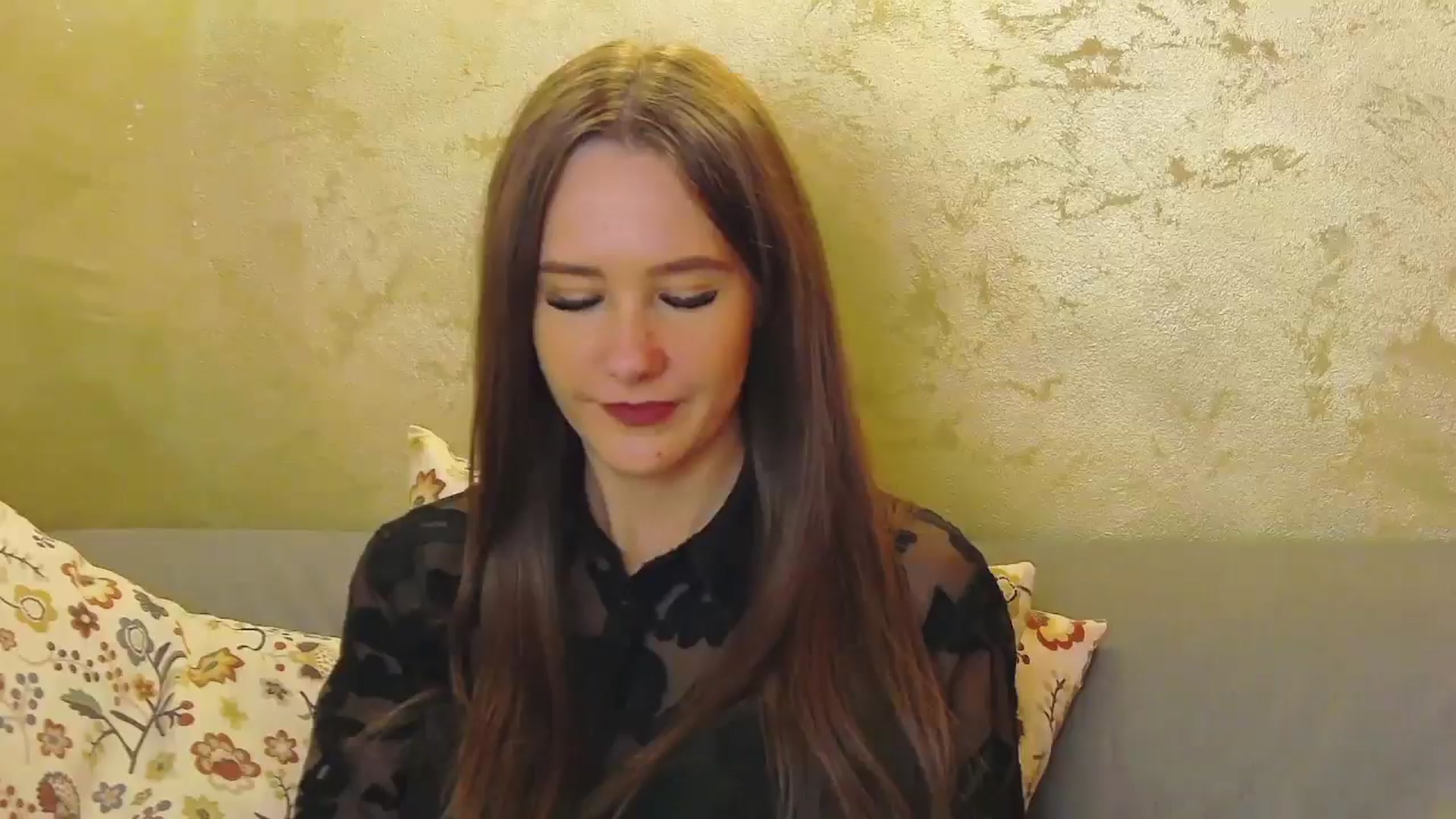 Gallery image thumbnail from Radiance's myfreecams stream on, 09/20/2024, 18:19 image 15 of 20