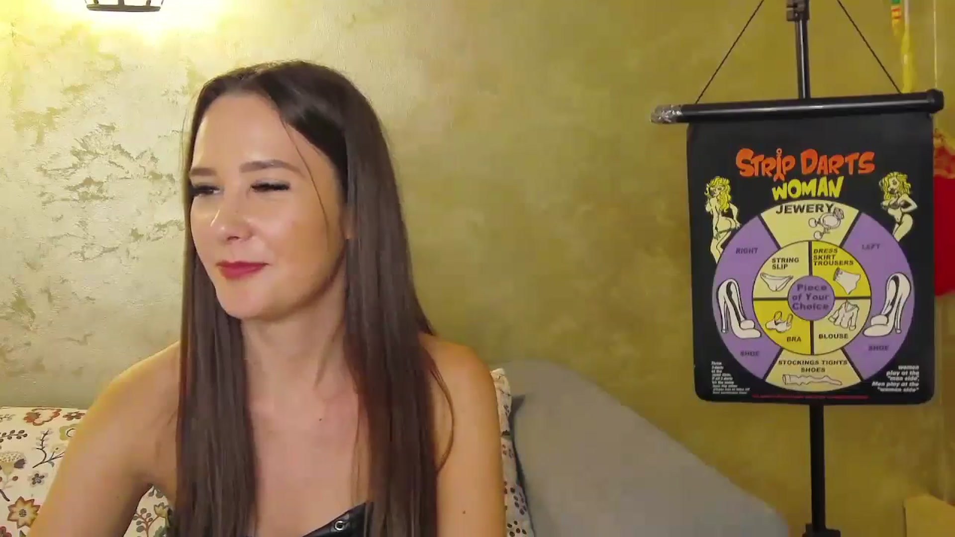 Gallery image thumbnail from Radiance's myfreecams stream on, 09/21/2024, 20:08 image 18 of 20