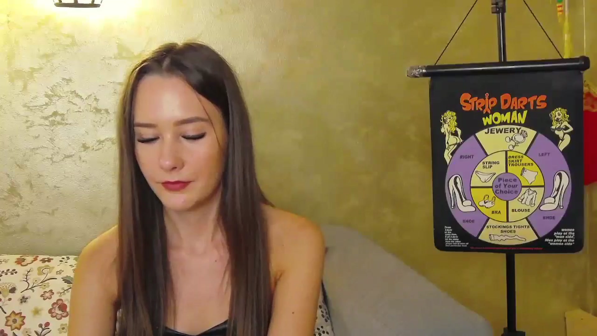 Gallery image thumbnail from Radiance's myfreecams stream on, 09/21/2024, 20:08 image 16 of 20