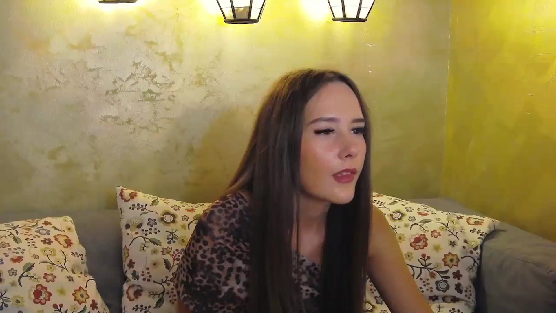 Gallery image thumbnail from Radiance's myfreecams stream on, 09/24/2024, 14:02 image 17 of 20