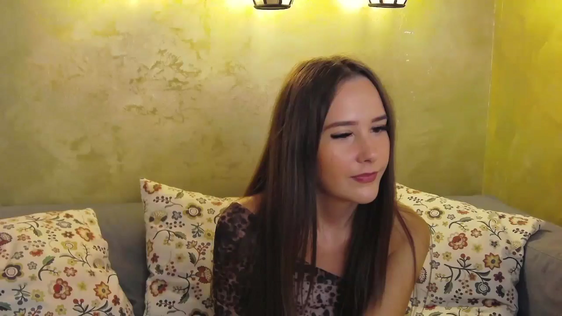 Gallery image thumbnail from Radiance's myfreecams stream on, 09/24/2024, 15:33 image 9 of 20