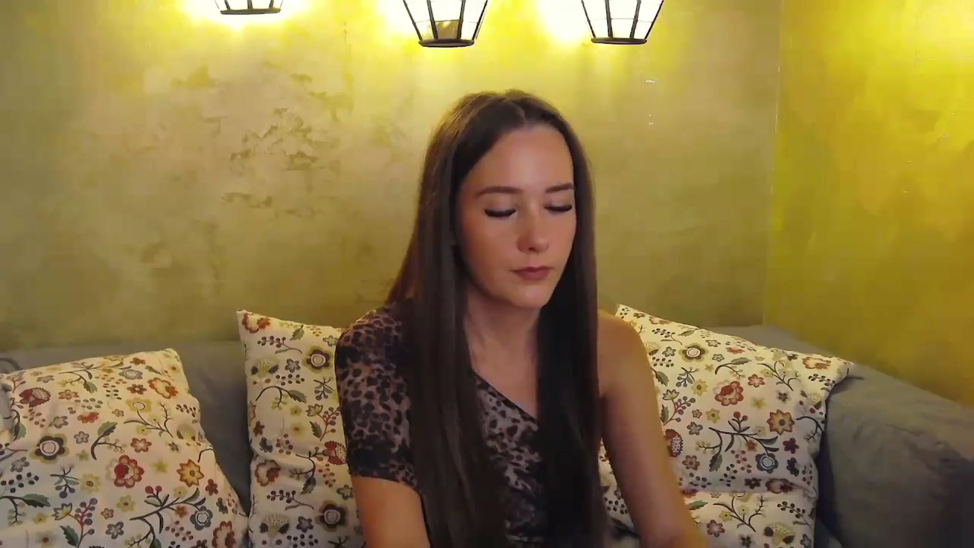 Gallery image thumbnail from Radiance's myfreecams stream on, 09/24/2024, 17:22 image 19 of 20