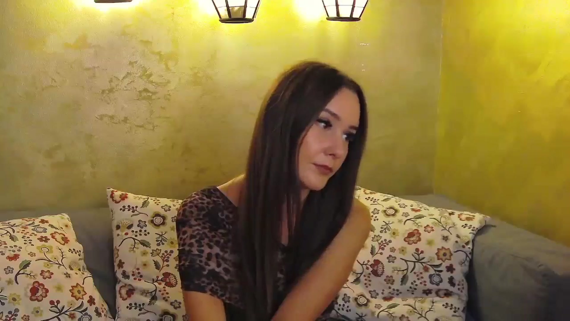 Gallery image thumbnail from Radiance's myfreecams stream on, 09/24/2024, 17:22 image 7 of 20