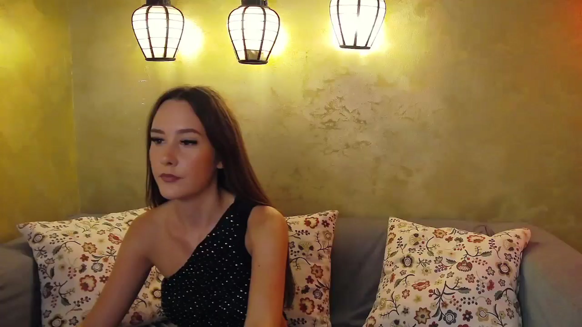 Gallery image thumbnail from Radiance's myfreecams stream on, 09/25/2024, 12:41 image 1 of 20