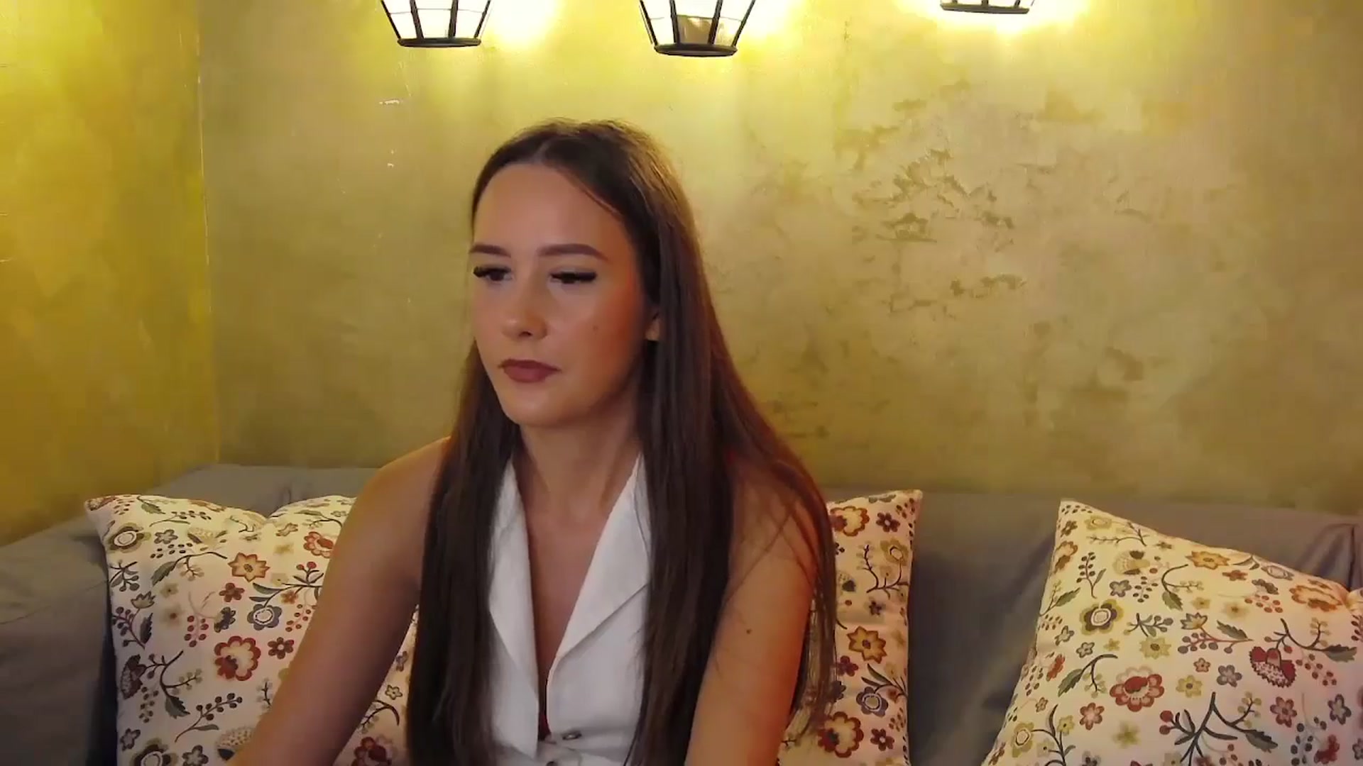 Gallery image thumbnail from Radiance's myfreecams stream on, 09/26/2024, 13:02 image 14 of 20
