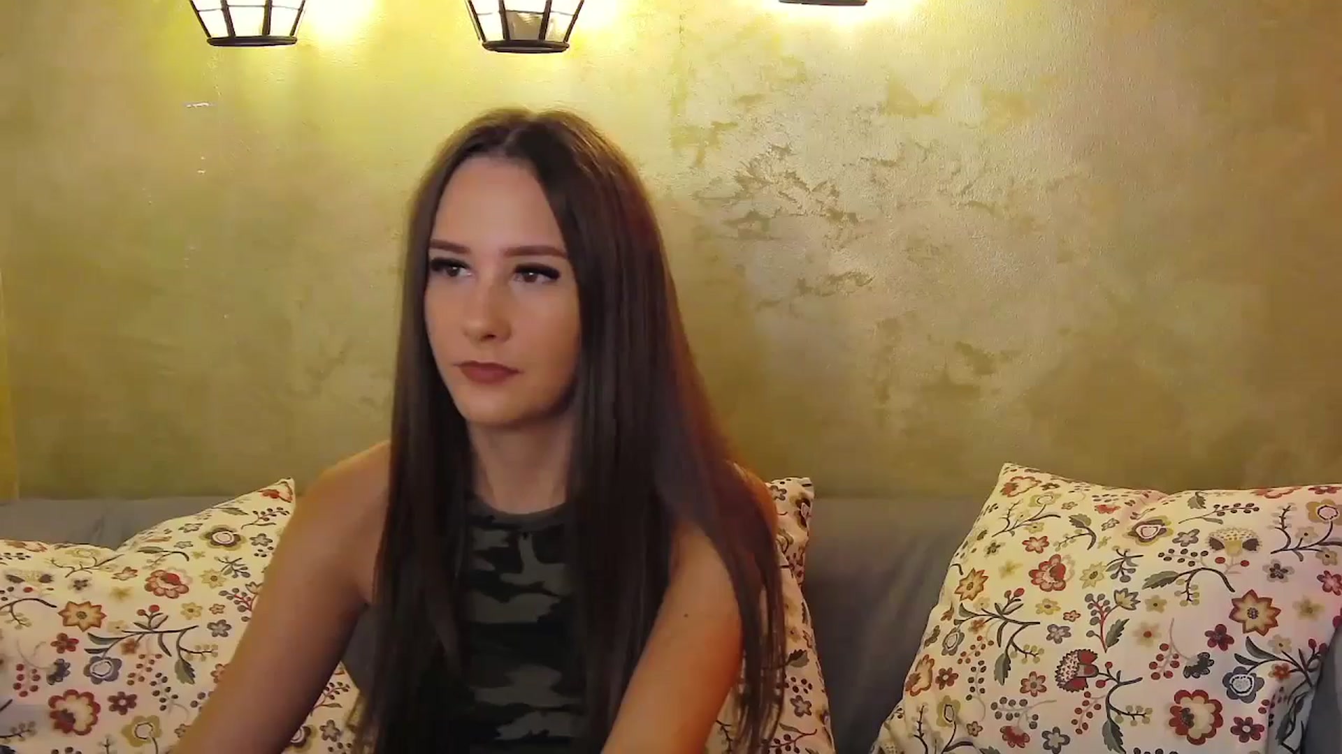 Gallery image thumbnail from Radiance's myfreecams stream on, 09/27/2024, 15:24 image 13 of 20
