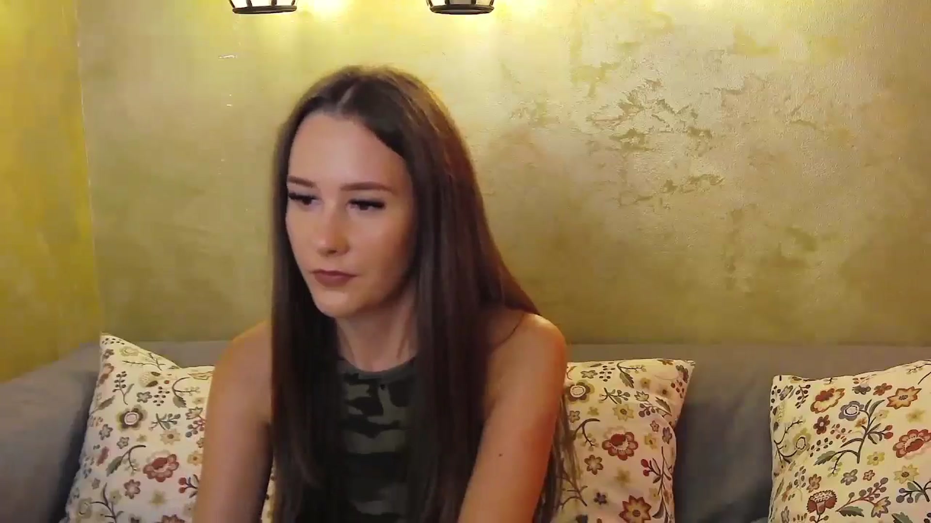 Gallery image thumbnail from Radiance's myfreecams stream on, 09/27/2024, 18:45 image 6 of 20