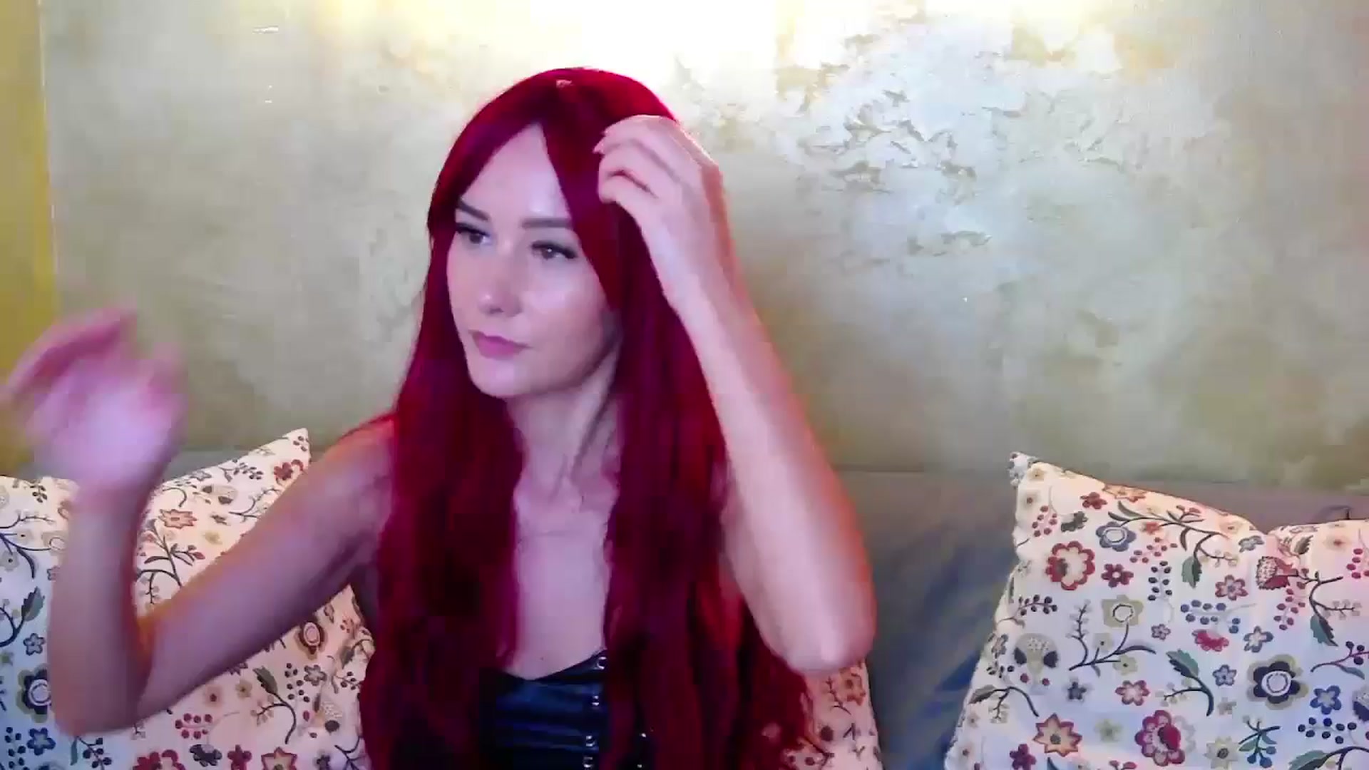 Gallery image thumbnail from Radiance's myfreecams stream on, 09/29/2024, 19:39 image 6 of 20