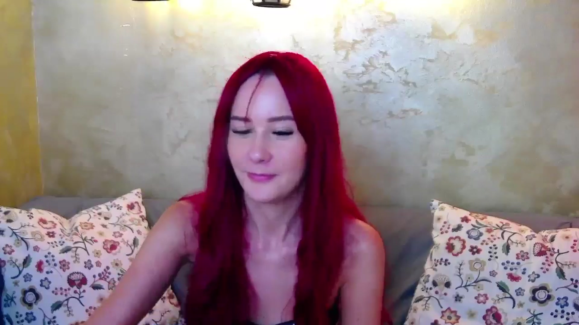 Gallery image thumbnail from Radiance's myfreecams stream on, 09/29/2024, 19:39 image 20 of 20
