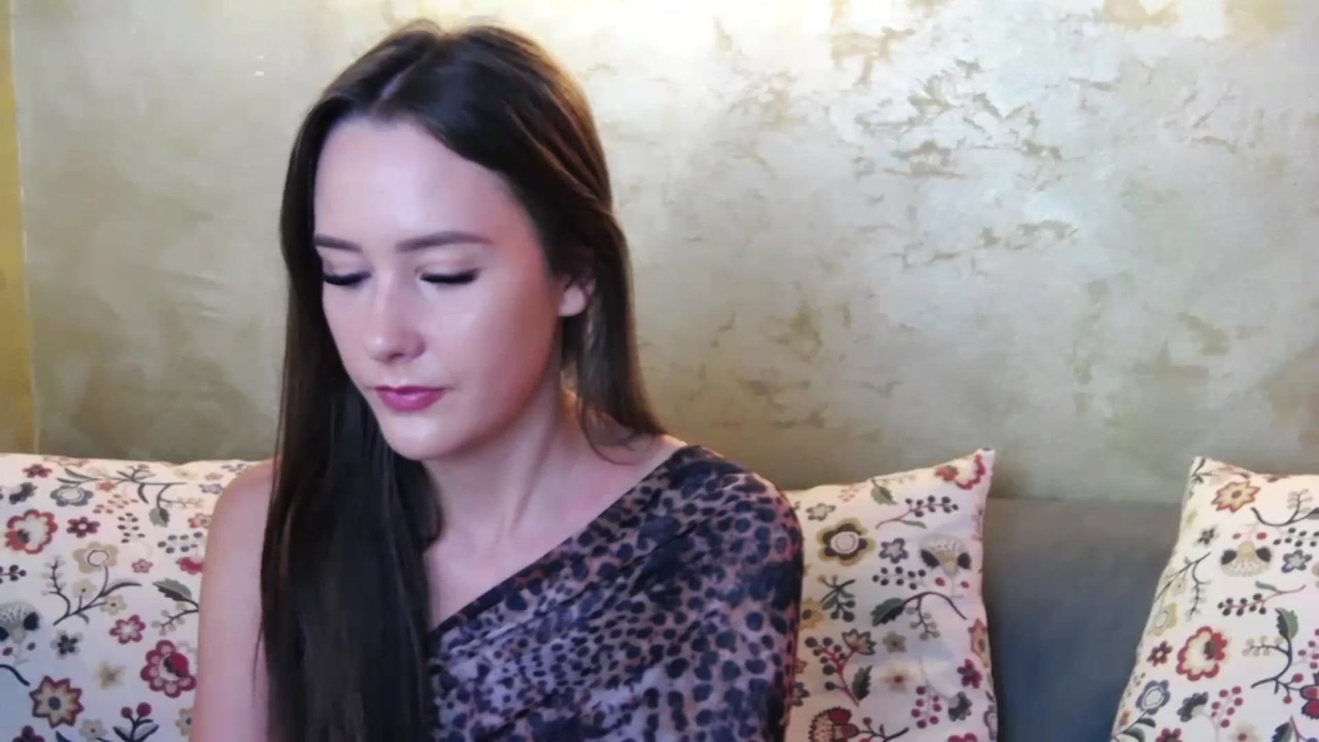 Gallery image thumbnail from Radiance's myfreecams stream on, 10/02/2024, 15:06 image 18 of 20